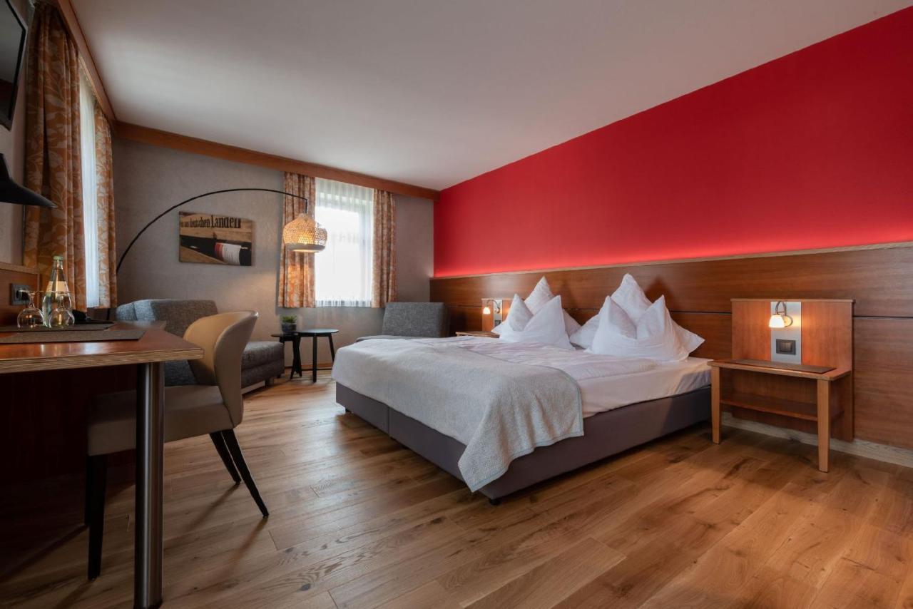 Biobausewein Wein Hotel Leben Iphofen Esterno foto